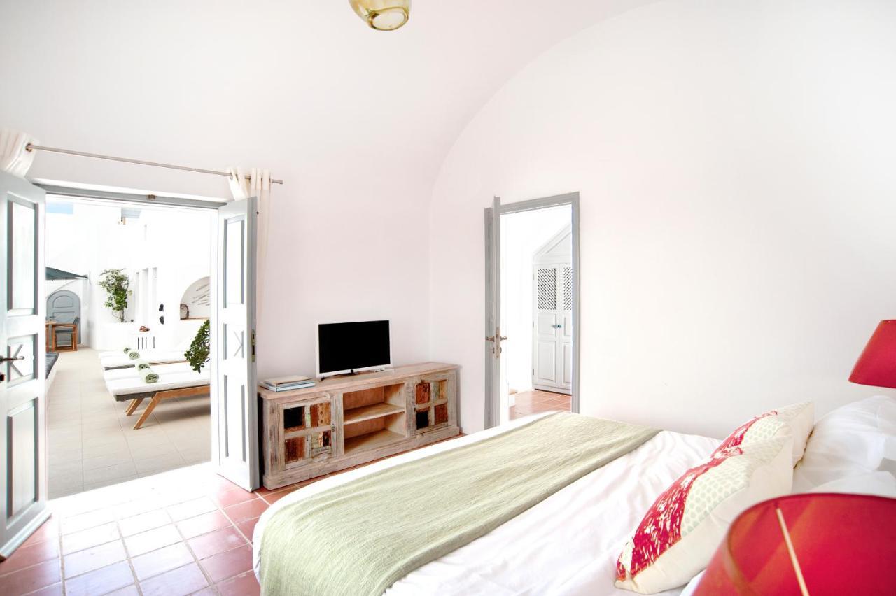 Antelmi Luxury Villa Fira  Esterno foto